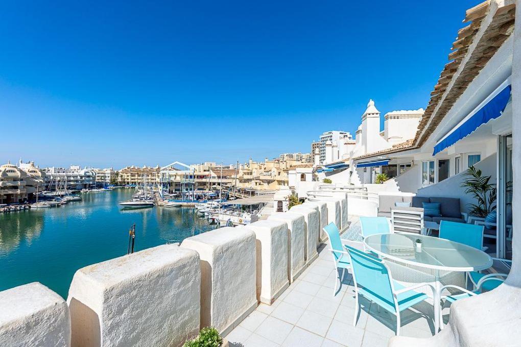 Puerto De Benalmadena Apartamento Vacacional Con Vistas Al Mar Y Yates Tres Habitaciones 2 Banos ภายนอก รูปภาพ