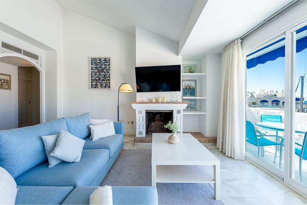 Puerto De Benalmadena Apartamento Vacacional Con Vistas Al Mar Y Yates Tres Habitaciones 2 Banos ภายนอก รูปภาพ