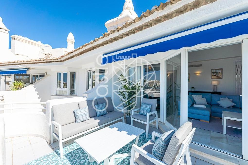 Puerto De Benalmadena Apartamento Vacacional Con Vistas Al Mar Y Yates Tres Habitaciones 2 Banos ภายนอก รูปภาพ