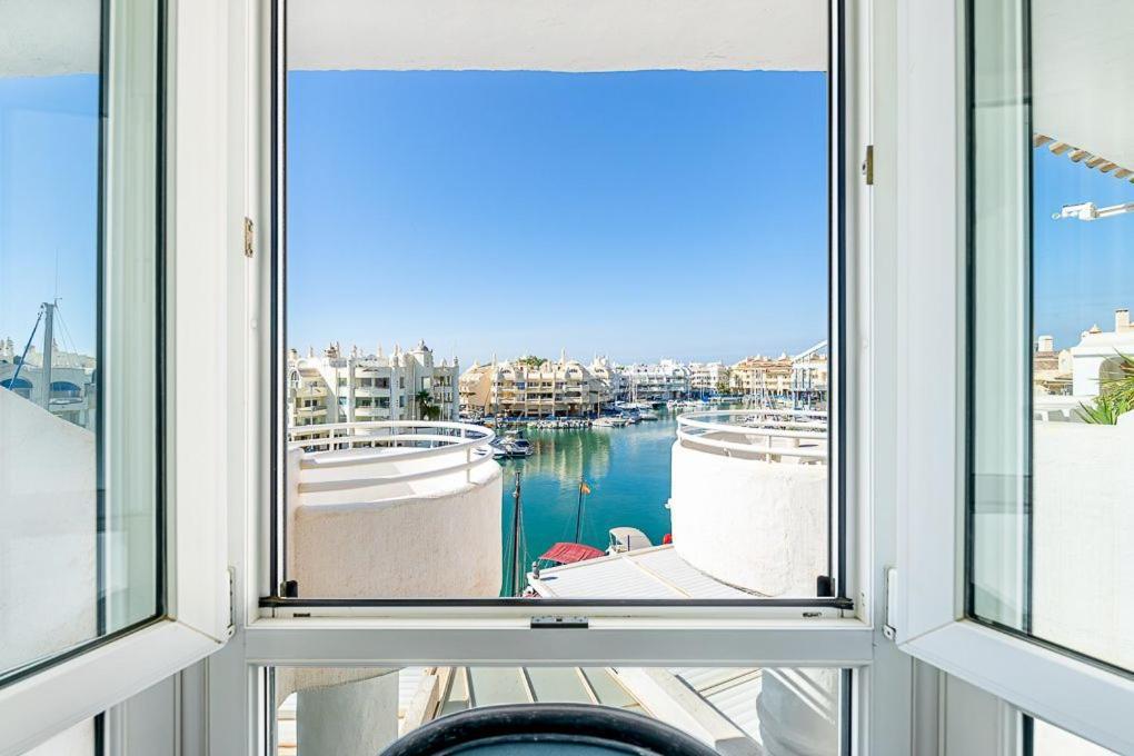 Puerto De Benalmadena Apartamento Vacacional Con Vistas Al Mar Y Yates Tres Habitaciones 2 Banos ภายนอก รูปภาพ